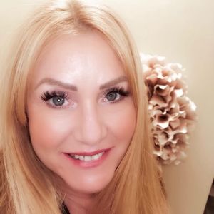 Meet your Posher, Jeanette